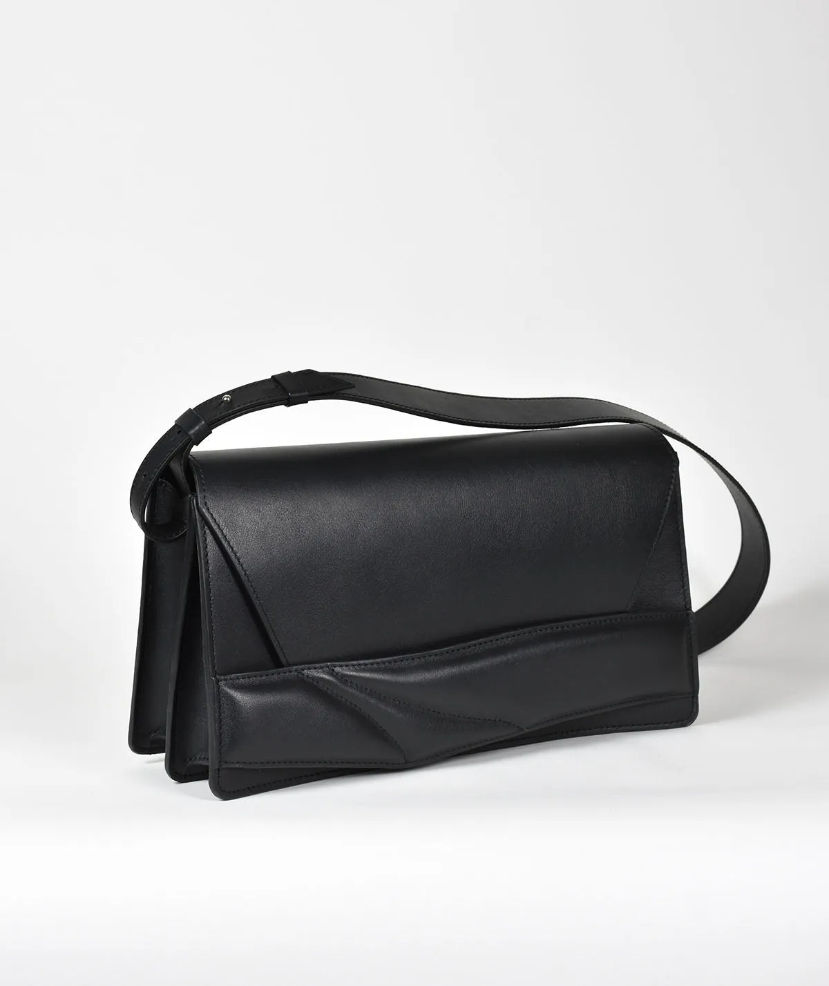 Balance Bag Crossbody Táska - Smooth Black
