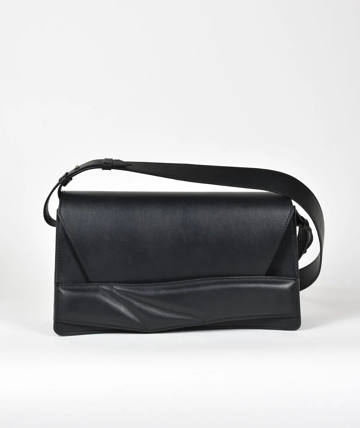 Balance Bag Crossbody Táska - Smooth Black
