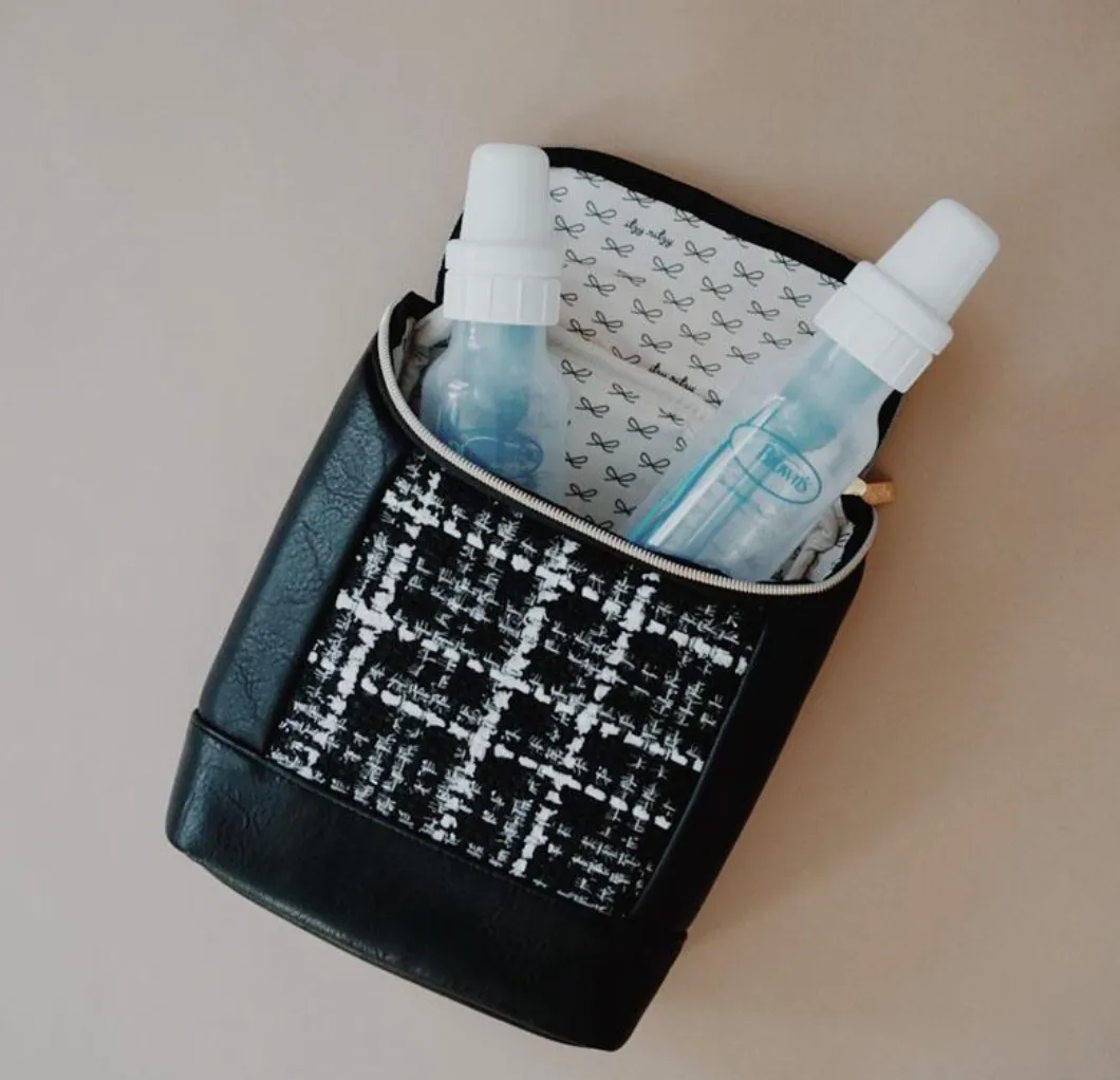 Chill Like A Boss Black Bottle Bag