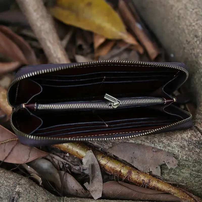 Cowhide Men's Wallet with Embossed Design | 2 Banknote Pockets | 8 Card Slots