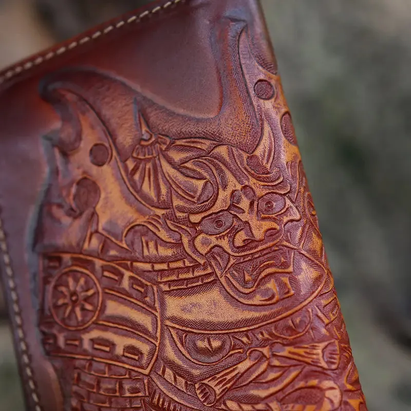 Cowhide Men's Wallet with Embossed Design | 2 Banknote Pockets | 8 Card Slots