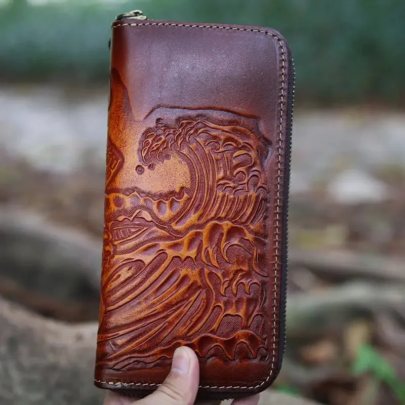 Cowhide Men's Wallet with Embossed Design | 2 Banknote Pockets | 8 Card Slots