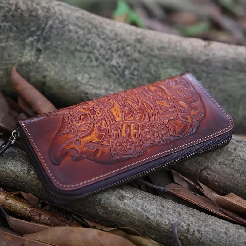 Cowhide Men's Wallet with Embossed Design | 2 Banknote Pockets | 8 Card Slots