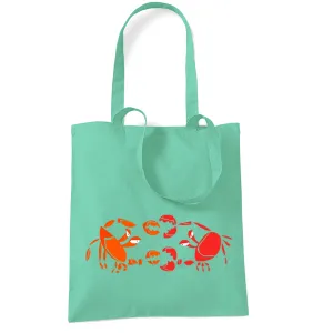 Crab fight tote bag