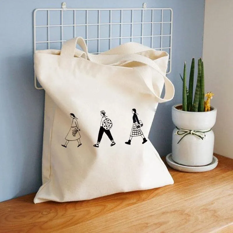 Eco-Conscious Fashion Canvas Zipper Tote for Modern Women