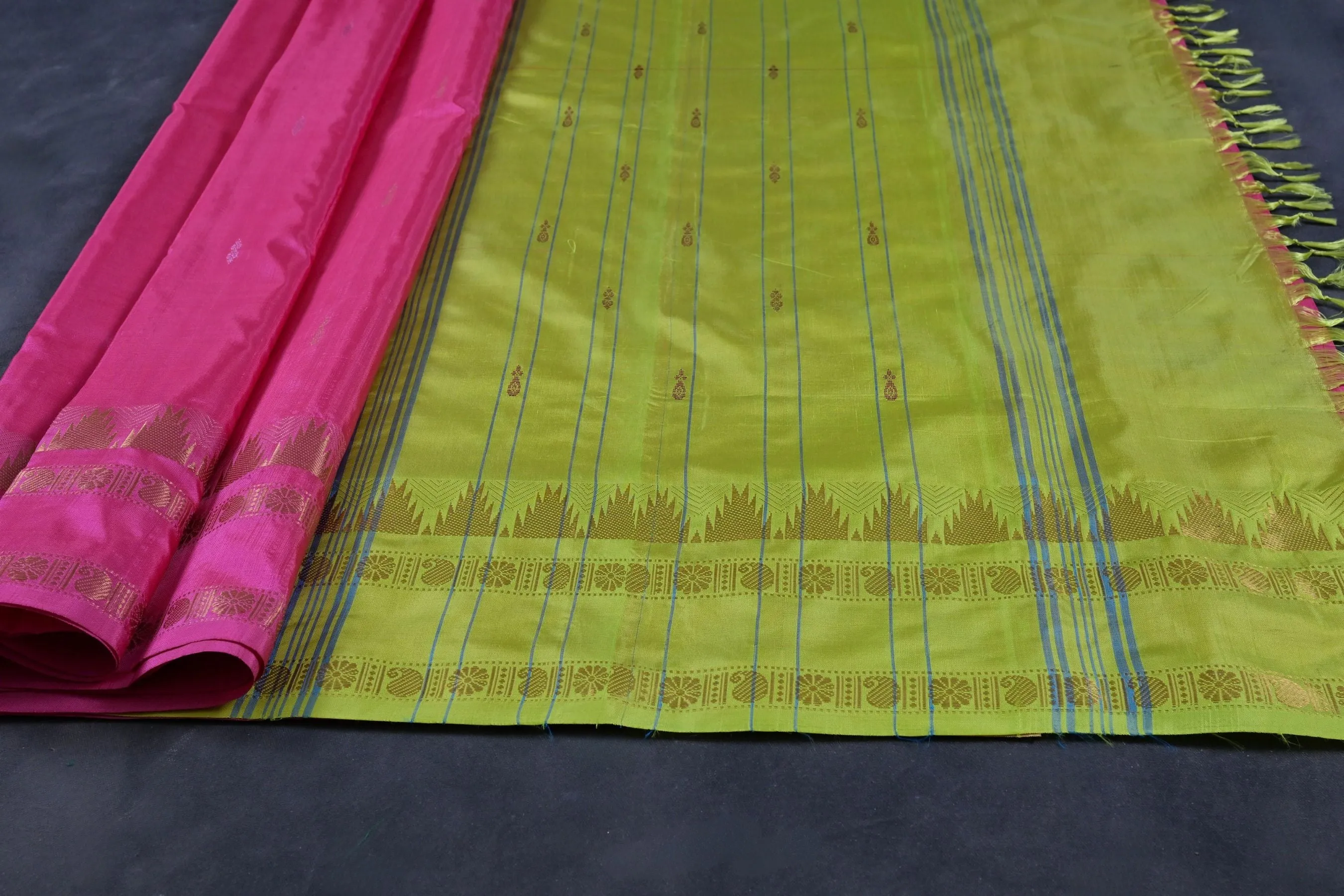 Eco-Friendly Vaazhai Naar Saree with Striking Zari Border