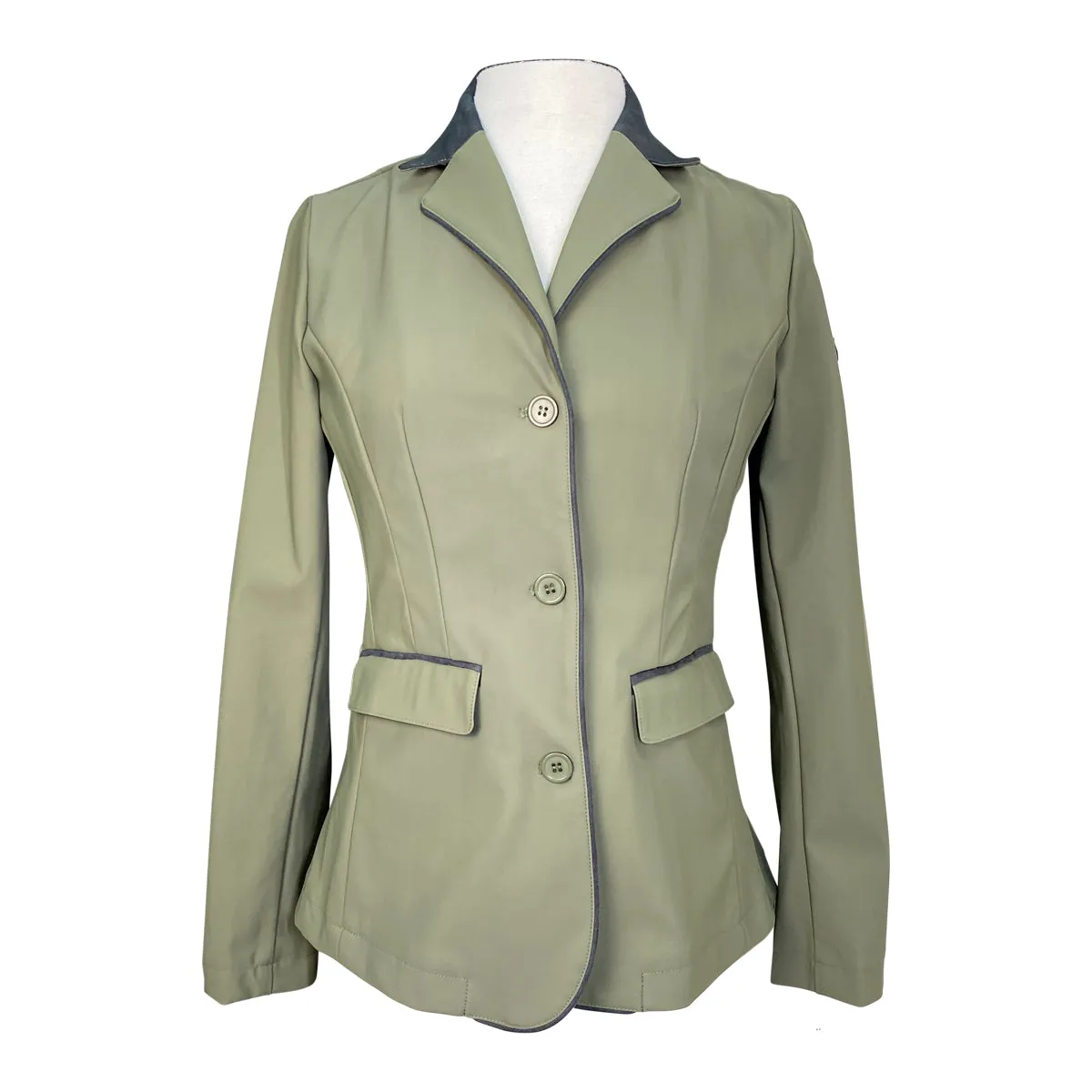 Equestrian Stockholm Classic Show Jacket in Striking Valley - Women's Medium