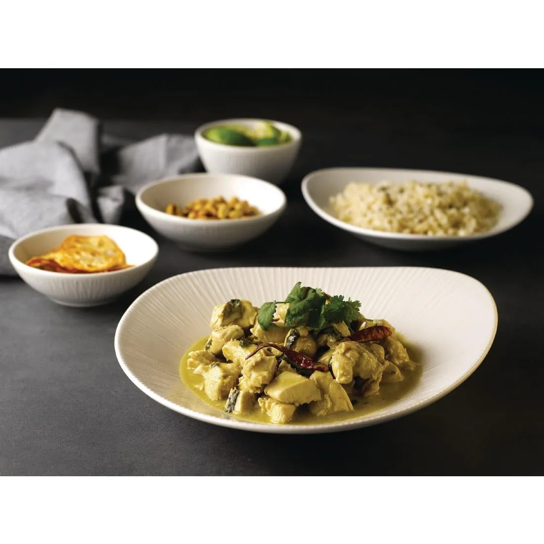 FA630 Churchill Bamboo Triangle Shallow Bowls 210mm (Pack of 12)