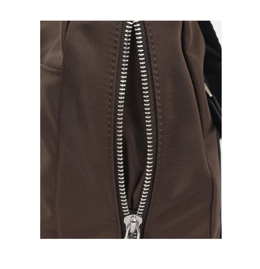 Hunter Medium Shoulder Bag