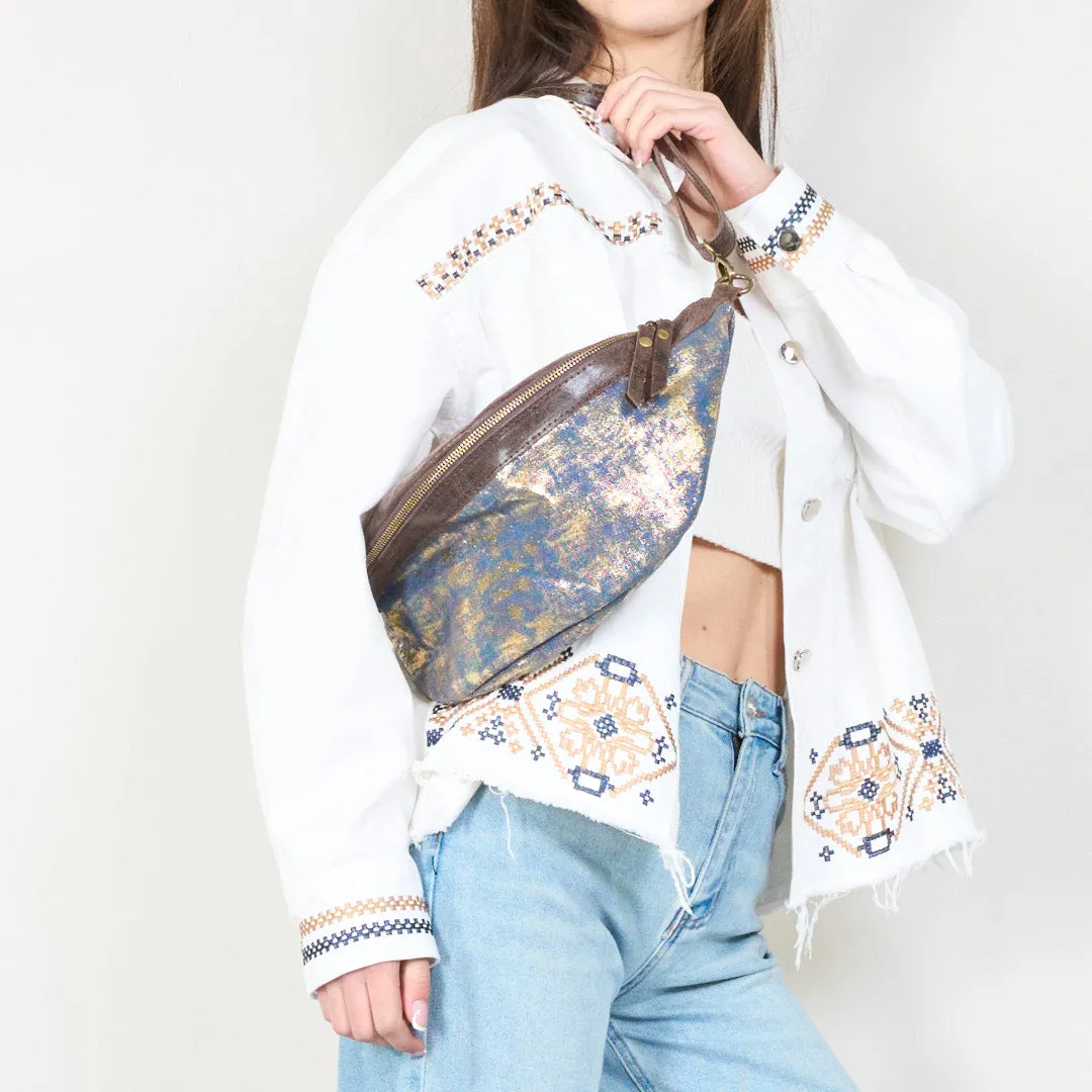 Metallic leather waist bag with zipper closure wholesale