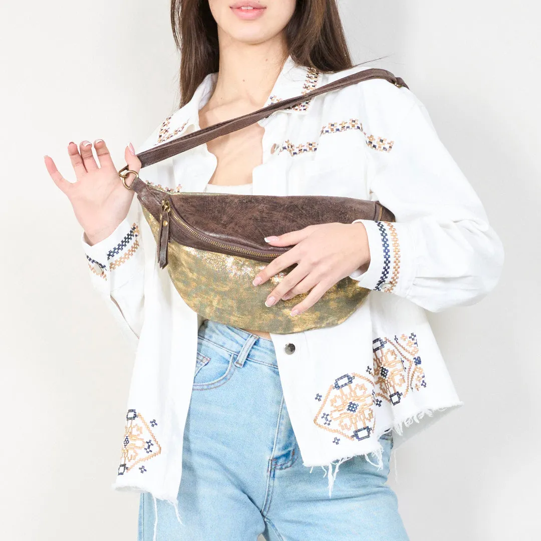 Metallic leather waist bag with zipper closure wholesale
