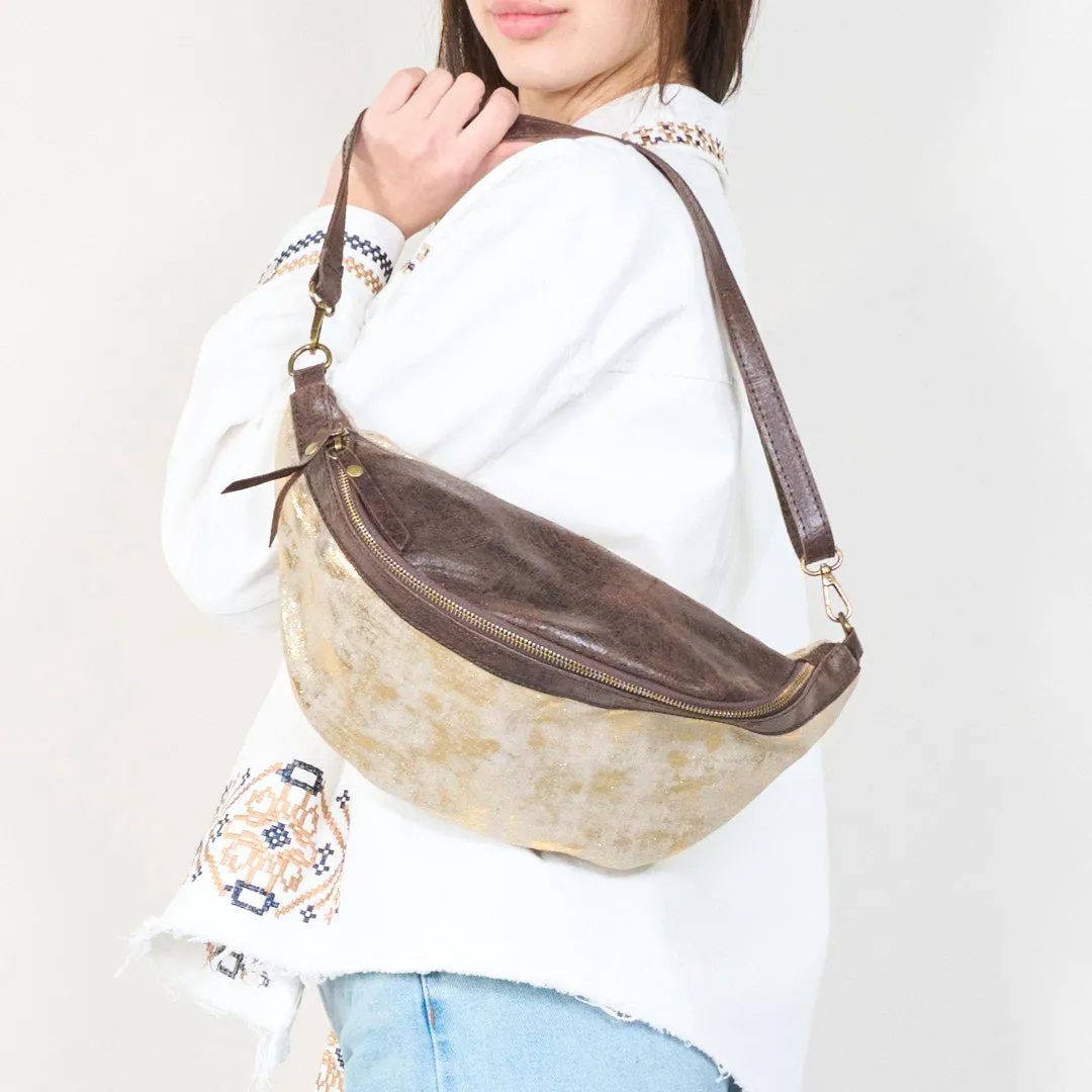 Metallic leather waist bag with zipper closure wholesale