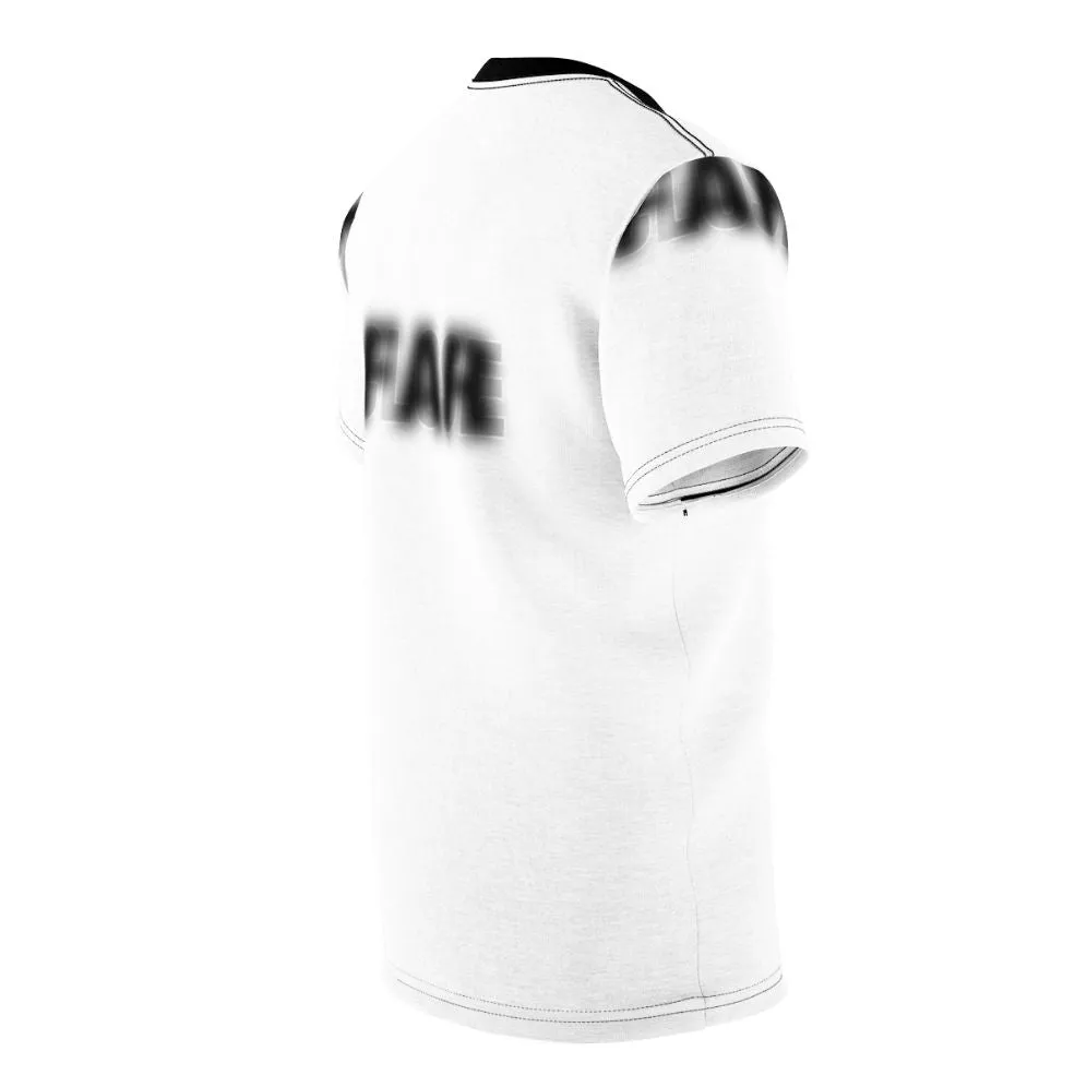 "Striking Optical Illusion T-Shirt: Close and Far Design"