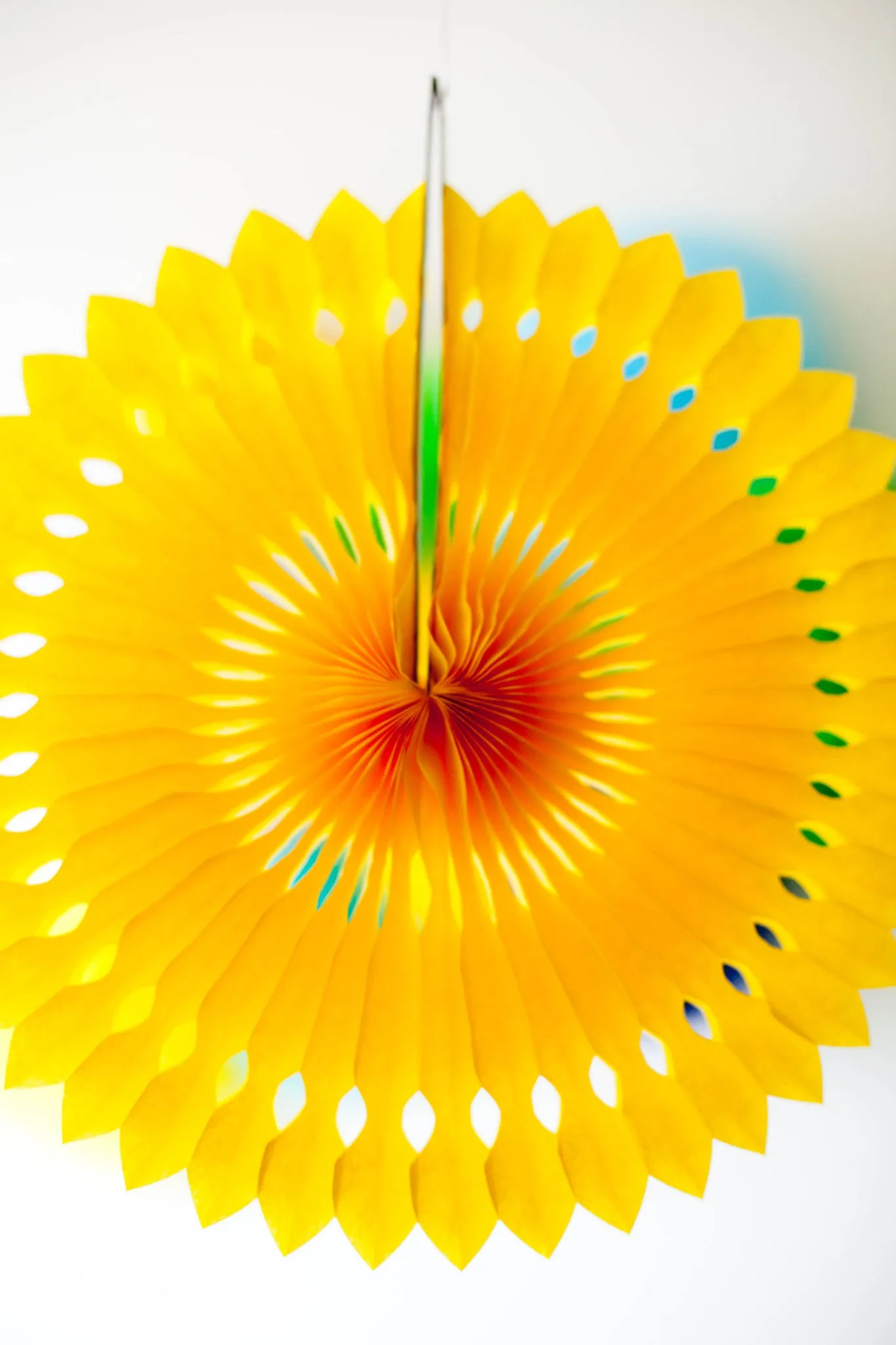 Snowflake Fan (30cm)