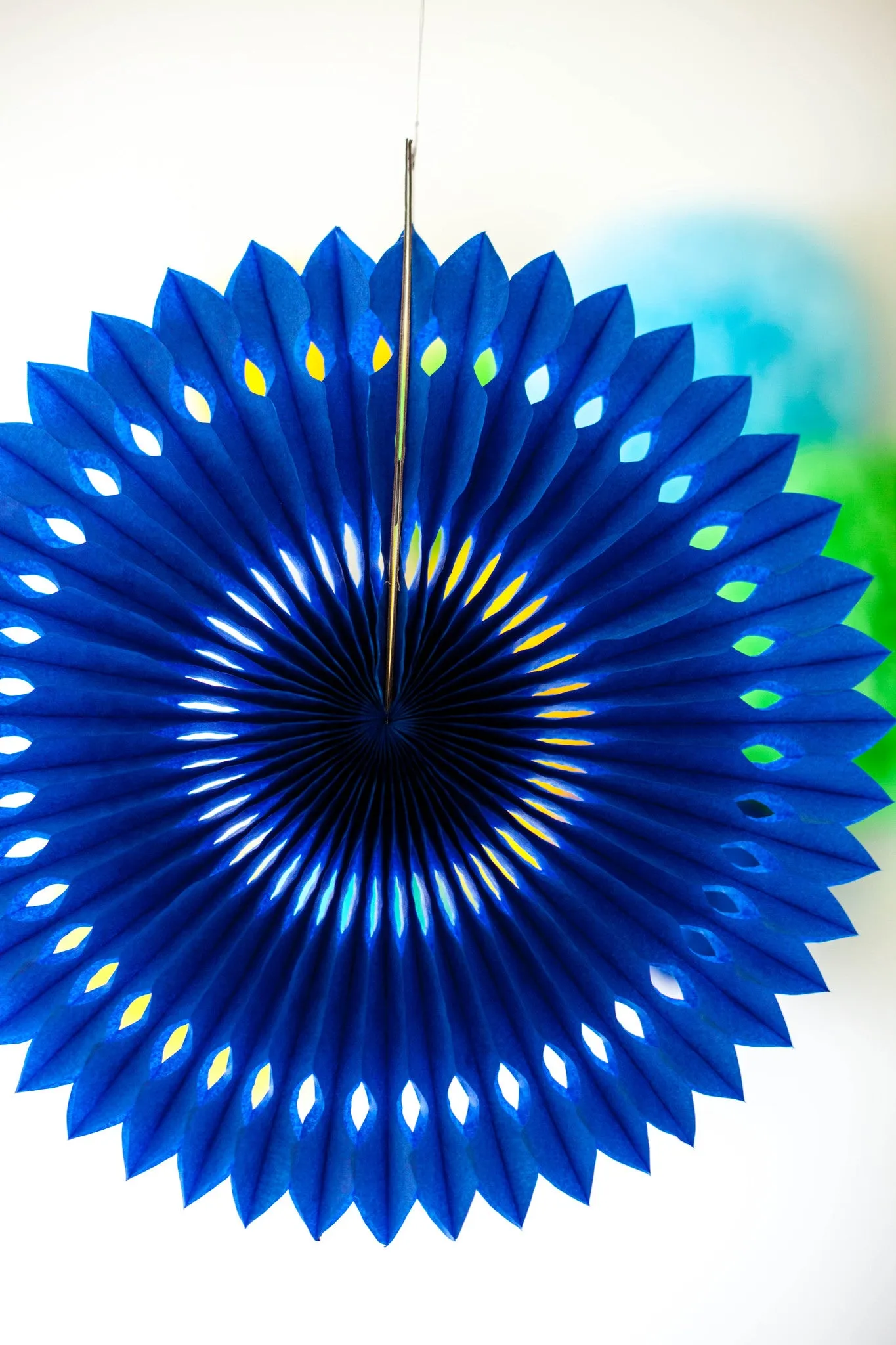 Snowflake Fan (30cm)