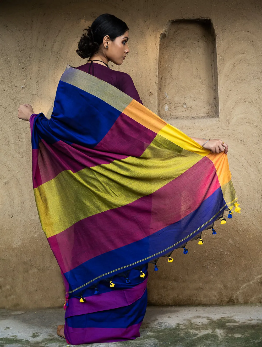 Soft & Striking. Pure Handwoven Linen Saree (With Blouse Piece) - Royal Blue Elegance