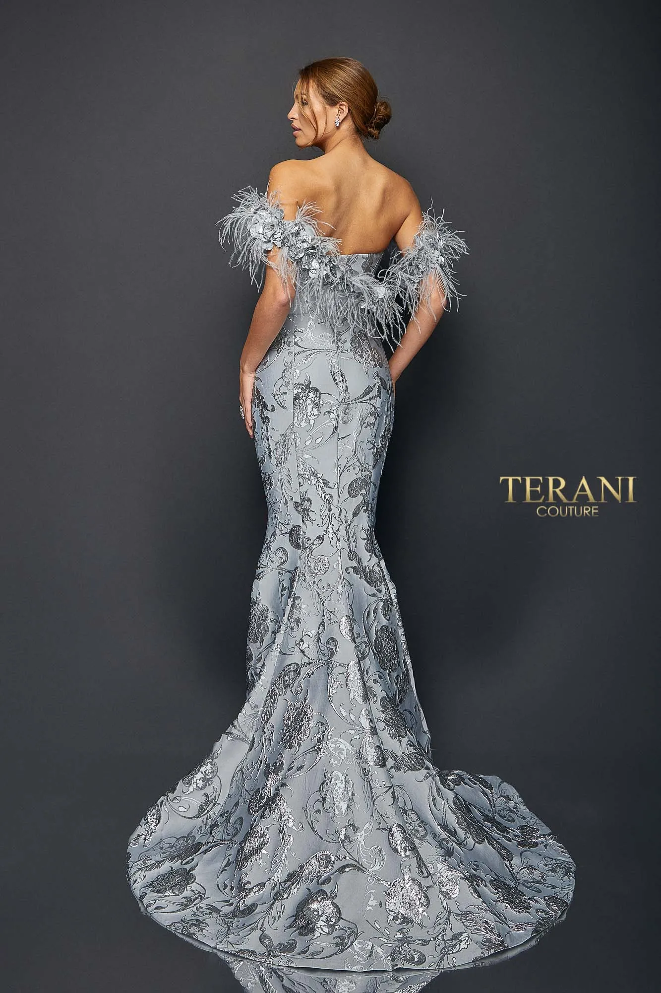 Striking Flower And Feather Strapless Evening Gown - 1921E0136