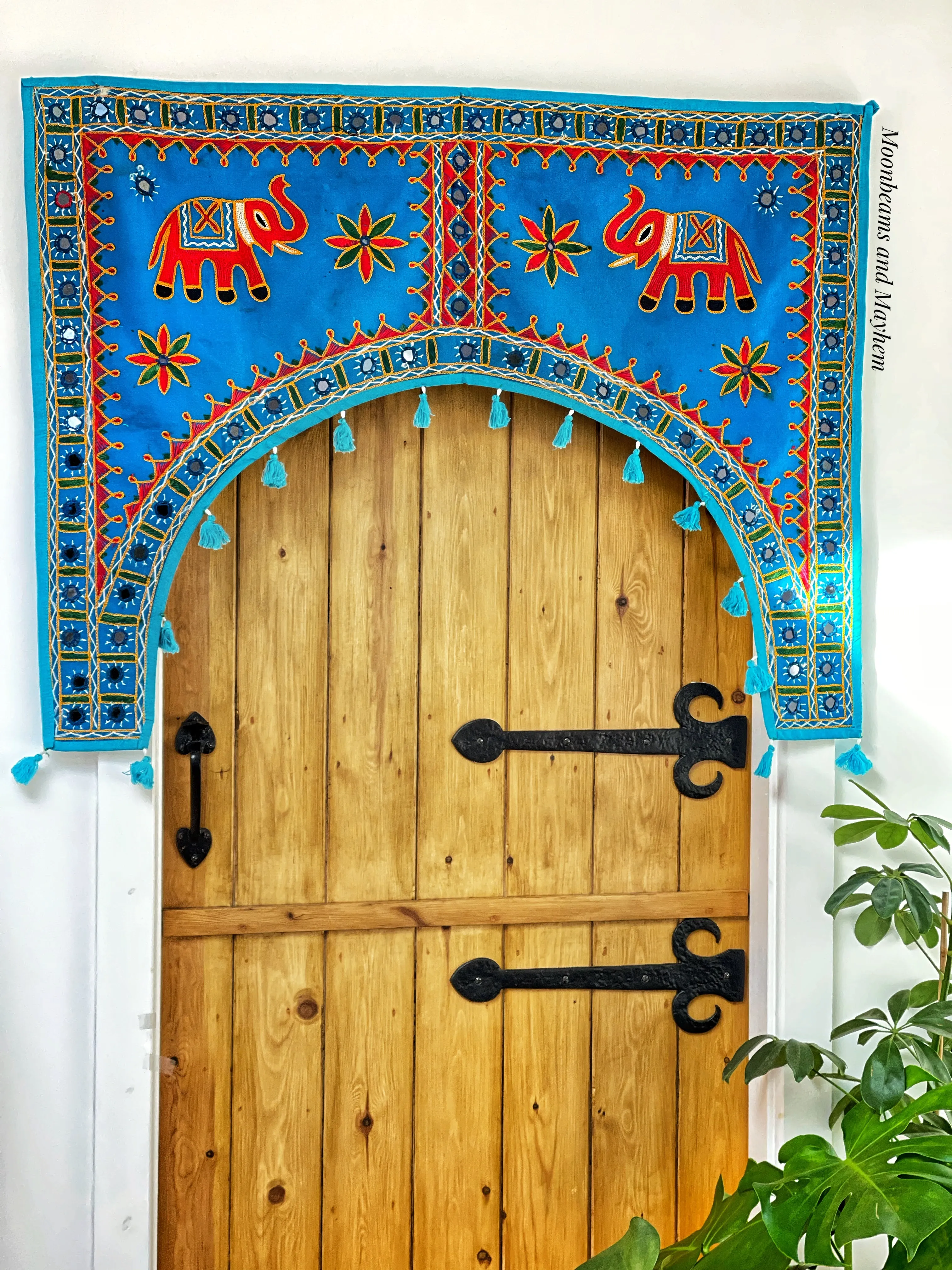 STRIKING TURQUOISE ELEPHANT DOOR TORAN